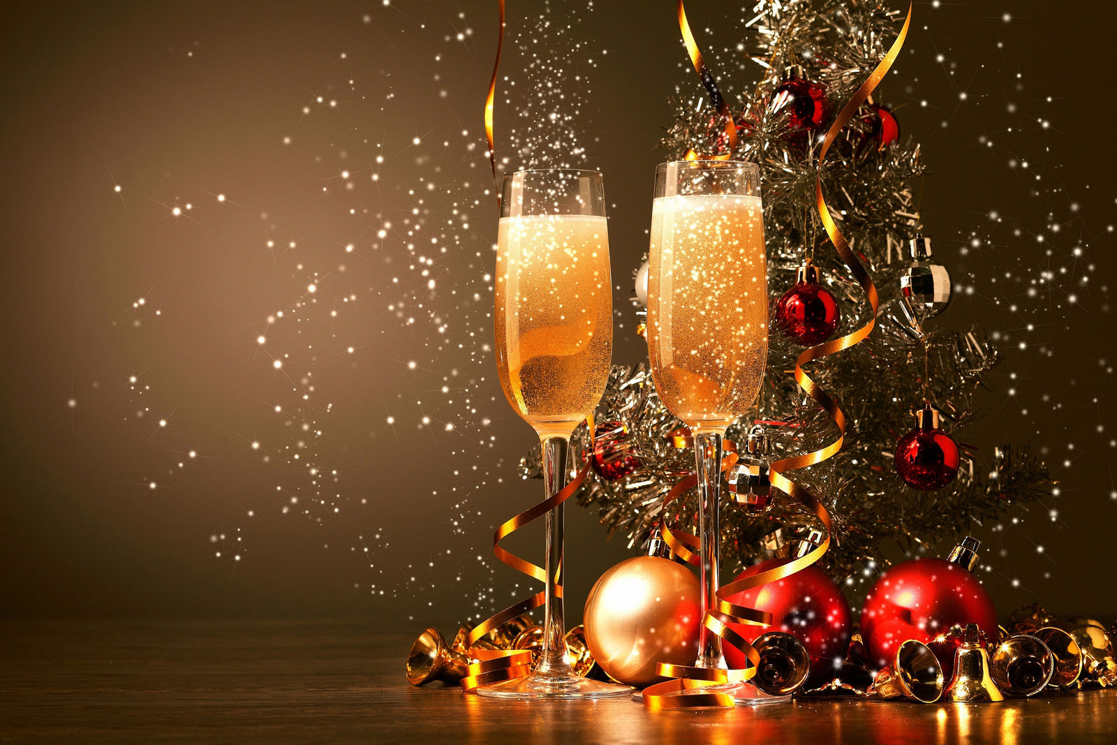 年末派对 | PARTY QUEEN必备,你惊艳全场的N条秘密!