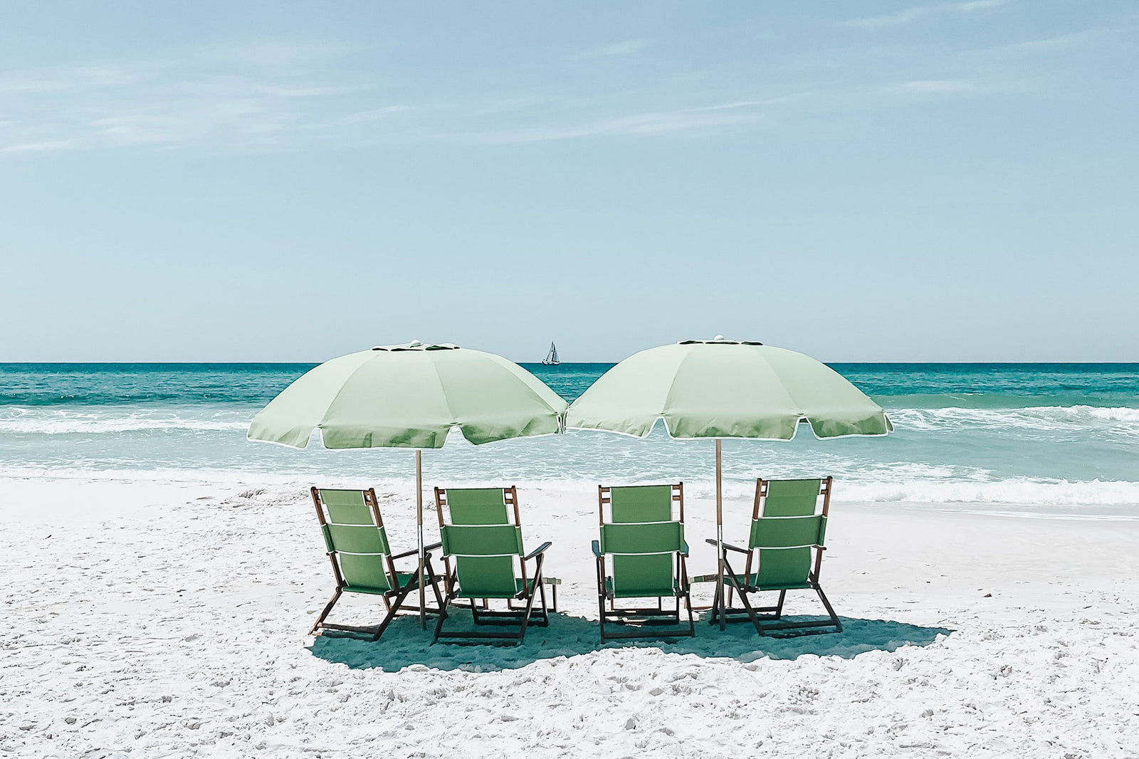 8 Style Must-Haves to Travel the World This Summer