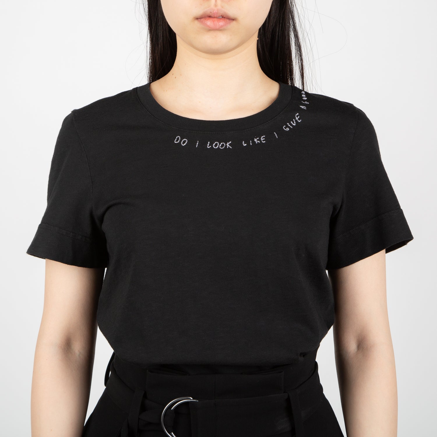 "Do I Look Like I Give a F***" T-shirt, black - Secret Location