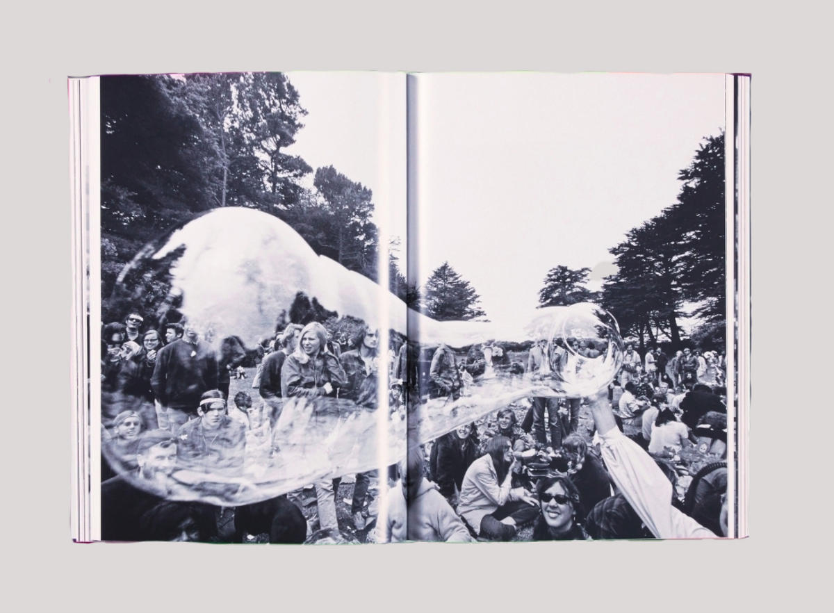 Ted Streshinsky Tom Wolfe. The Electric Kool-Aid Acid Test. Photographs by Lawrence Sc ...