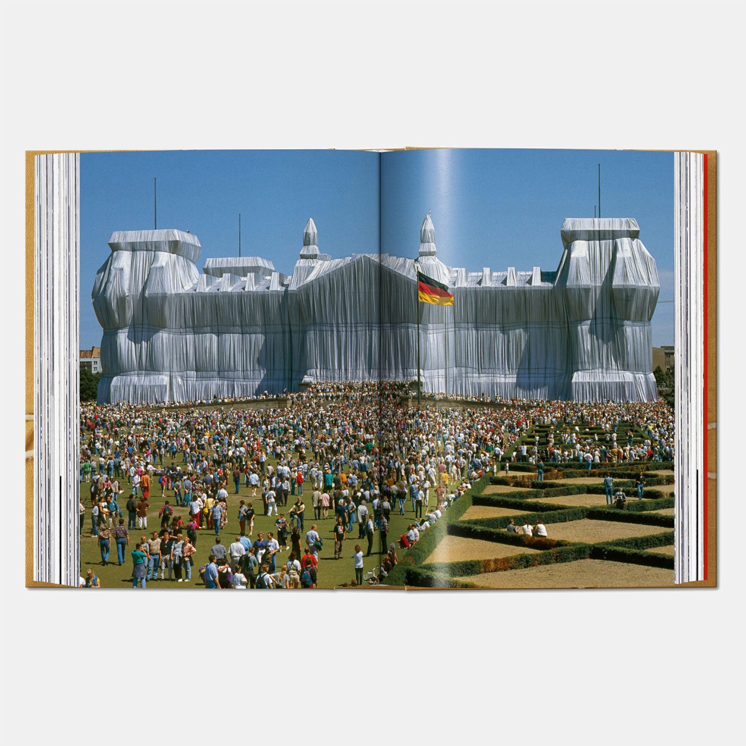 Christo and Jeanne-Claude: Wrapped Reichstag: 30th